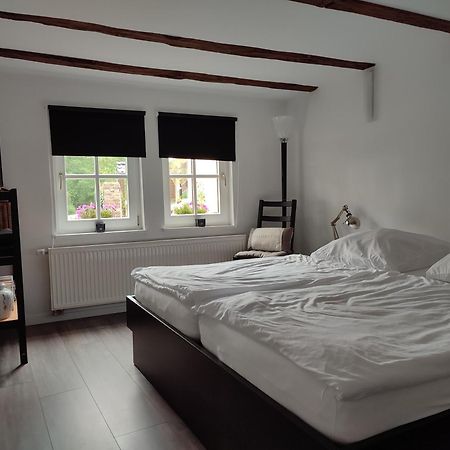 Duex-Hof Apartment Fachwerkhaus Bornheim  Bagian luar foto